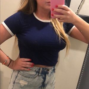 crop t shirt
